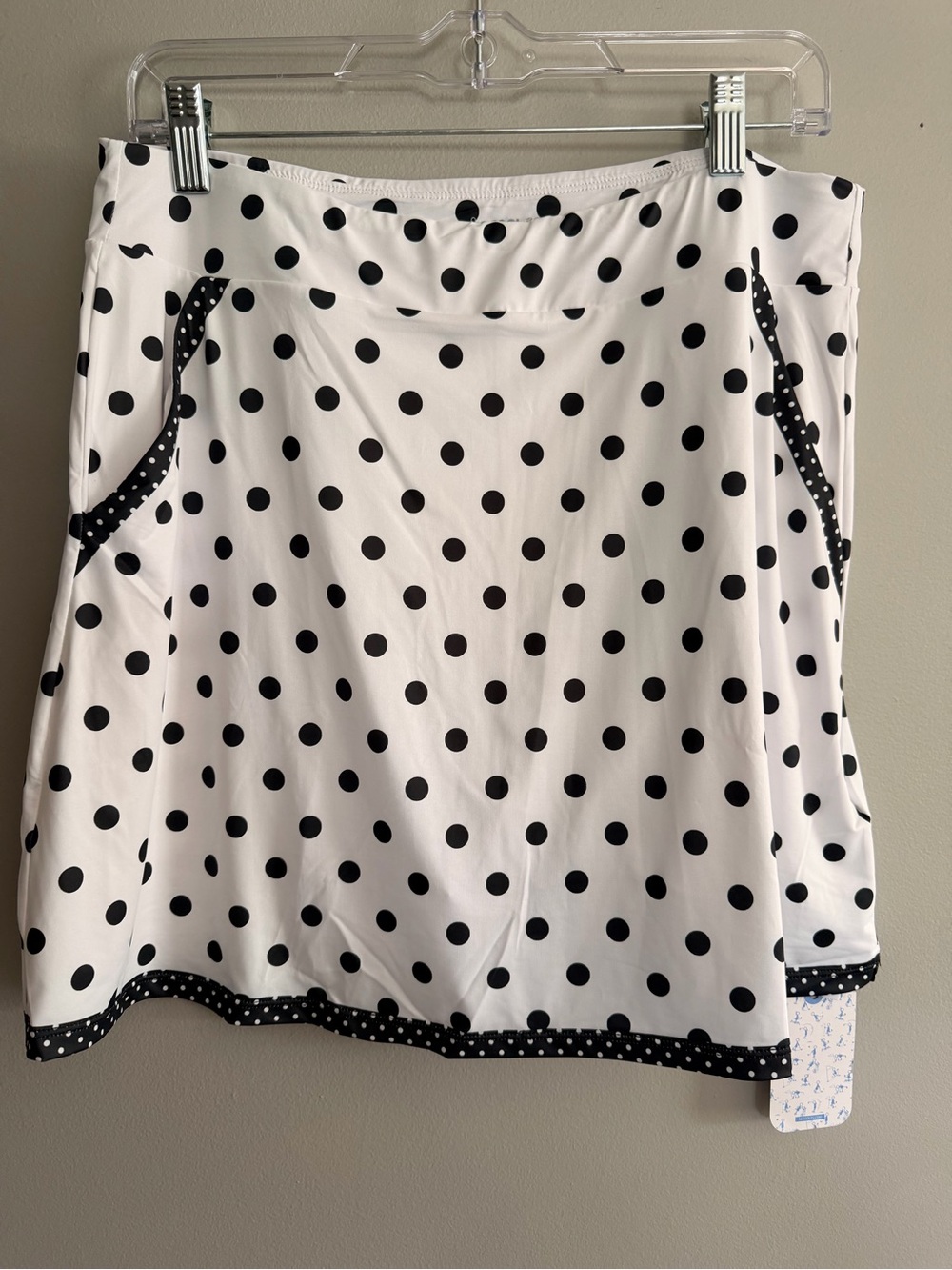 Acegolfs White and Black Polka Dot Active Skort Size L - Picture 3 of 7